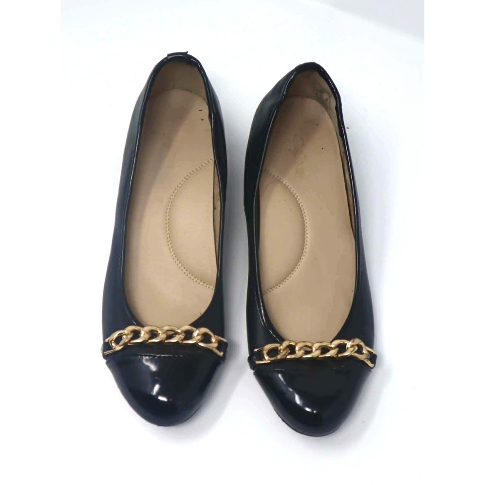 Black Low Block Heel 8 Jaclyn Smith Women Nadia Patent Cap Toe Gold Chain Kitten